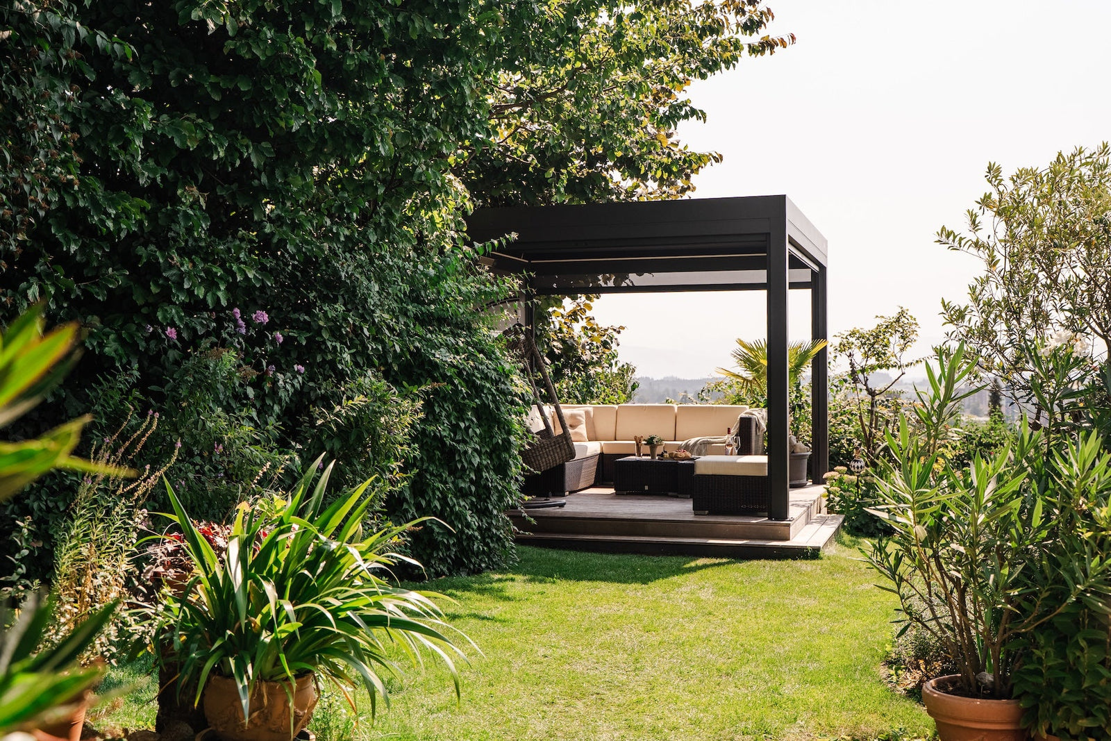 Wind Resistance Explained: How Pergola Wind Ratings Protect Your Outdoor Space